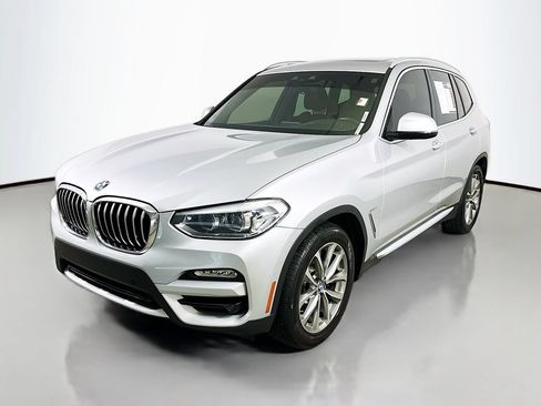 Used 2019 BMW X3 sDrive30i w/ Convenience Package RWD image 3