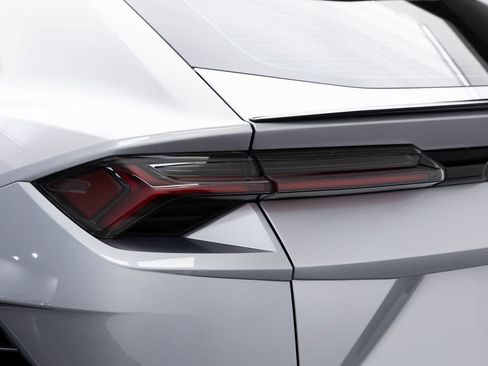 Used 2024 Lamborghini Urus S AWD/4WD image 62