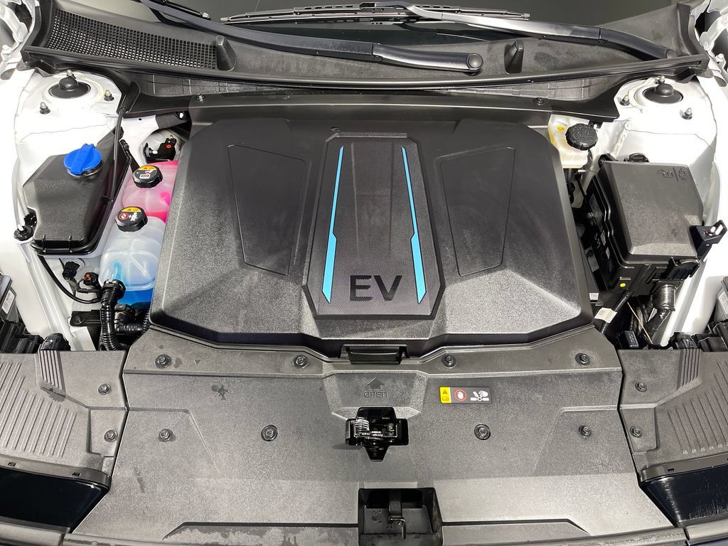 Certified 2024 Hyundai Ioniq 5 SEL RWD image 10