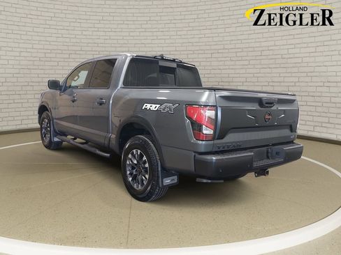 Used 2022 Nissan Titan PRO-4X w/ Pro-4x Convenience Package AWD/4WD image 7