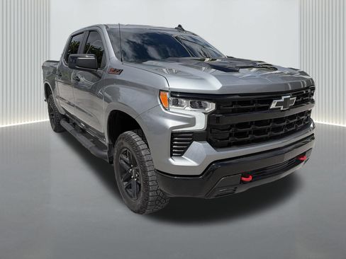 Used 2024 Chevrolet Silverado 1500 LT Trail Boss AWD/4WD image 2