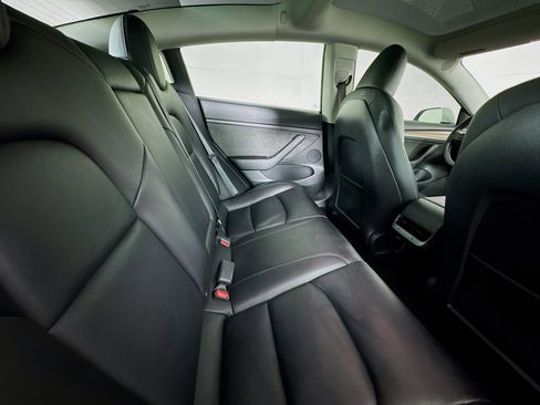 Used 2023 Tesla Model 3 Performance image 24