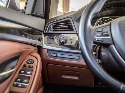 Used 2015 BMW 535i Sedan RWD image 22