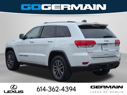 Used 2018 Jeep Grand Cherokee Limited w/ Trailer Tow Group IV image 11