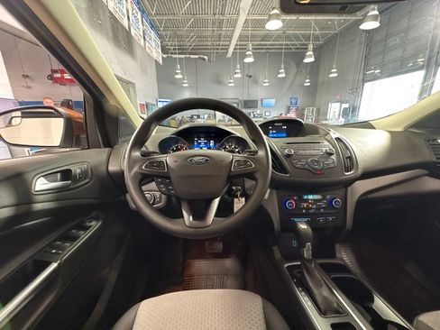 Used 2017 Ford Escape SE AWD/4WD image 23
