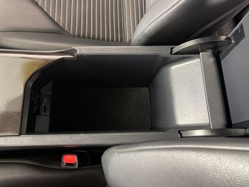 Certified 2023 Toyota Camry SE image 23