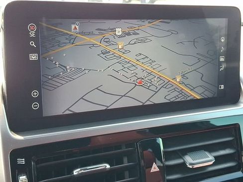 Used 2023 Lexus GX 460 Premium w/ Premium Plus Package AWD/4WD image 14