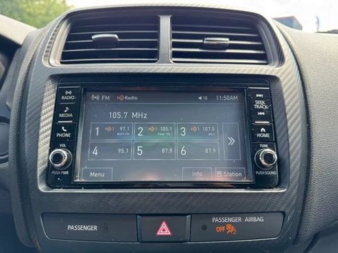 Used 2023 Mitsubishi Outlander Sport AWD image 13