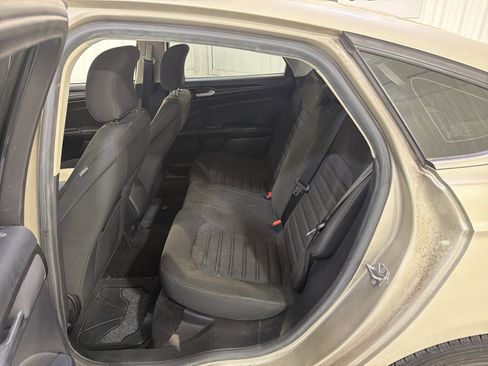 Used 2018 Ford Fusion S w/ Equipment Group 101A FWD image 11