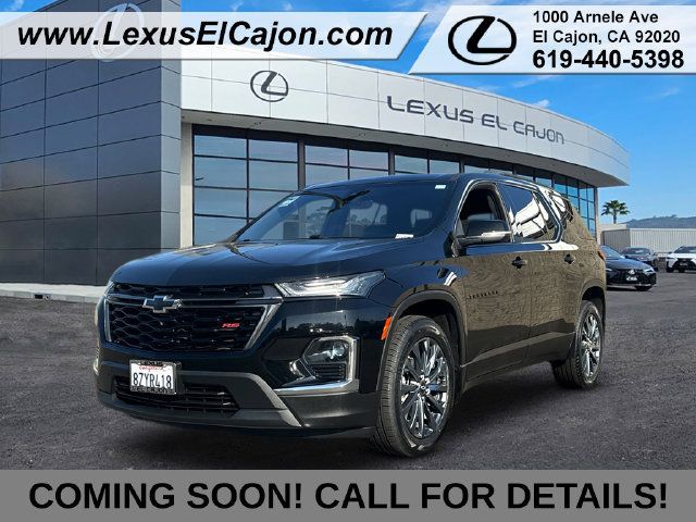 Used 2022 Chevrolet Traverse RS w/ LPO, Cargo Package FWD image 1