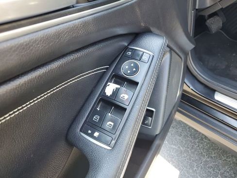 Used 2016 Mercedes-Benz GLA 250 4MATIC image 17