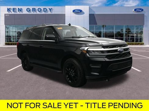 Certified 2024 Ford Expedition XLT AWD/4WD image 1