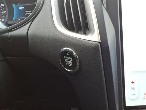 Certified 2022 Ford Edge SEL w/ Convenience Package image 22