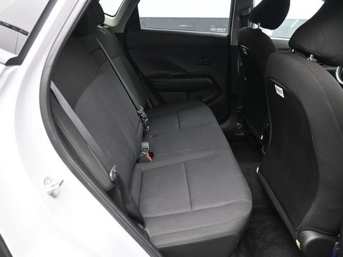 Certified 2025 Hyundai Kona SEL AWD/4WD image 23