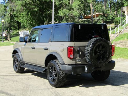 Used 2025 Ford Bronco Big Bend AWD/4WD image 2