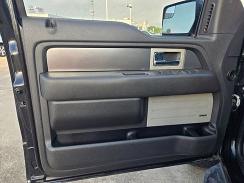 Used 2014 Ford F150 Raptor w/ Equipment Group 801A Luxury image 11