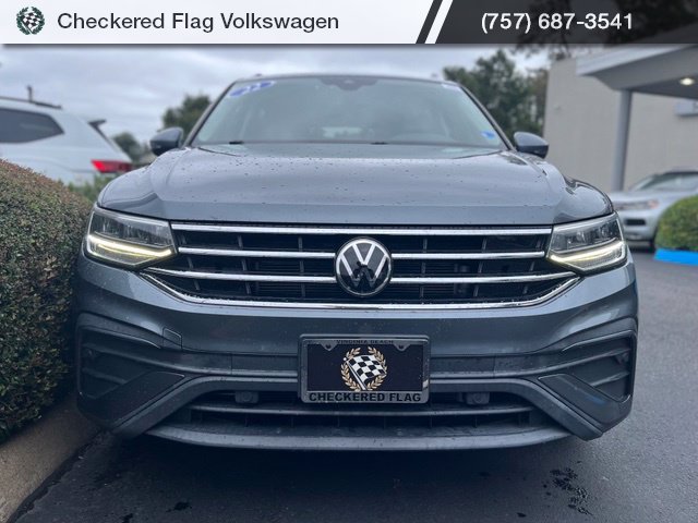 Used 2022 Volkswagen Tiguan SE w/ Panoramic Sunroof Package AWD/4WD image 13