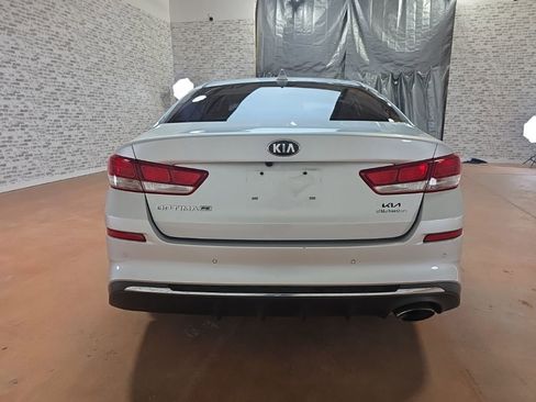 Used 2020 Kia Optima LX image 5