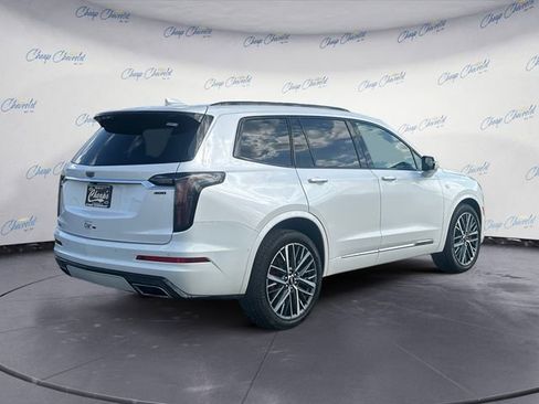 Used 2024 Cadillac XT6 Sport w/ Technology Package image 5