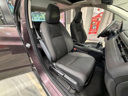 Used 2022 Honda HR-V EX image 4