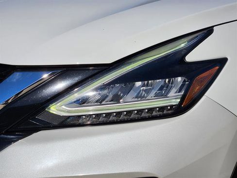 Used 2019 Nissan Murano SV image 5