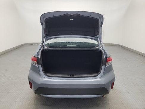 Used 2021 Toyota Corolla LE FWD image 29