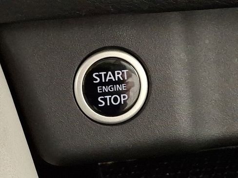 Used 2023 Nissan Rogue SL w/ SL Premium Package image 24