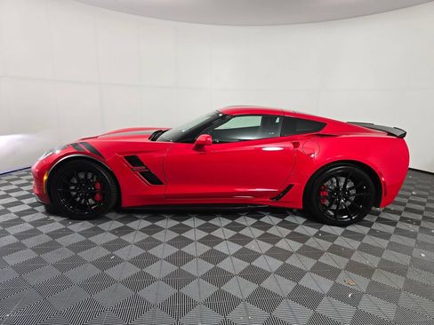 Used 2018 Chevrolet Corvette Grand Sport RWD image 4