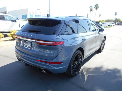 Used 2025 Lincoln Corsair Grand Touring w/ Equipment Group 302A AWD/4WD image 7