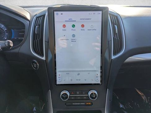 Used 2023 Ford Edge SEL image 14