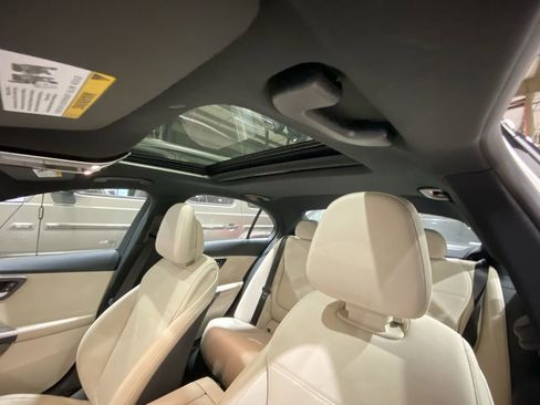 Used 2023 Mercedes-Benz C 300 4MATIC Sedan w/ Exclusive Trim Package image 15