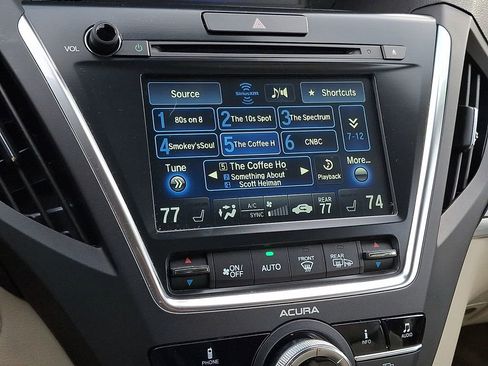 Used 2017 Acura MDX SH-AWD image 19