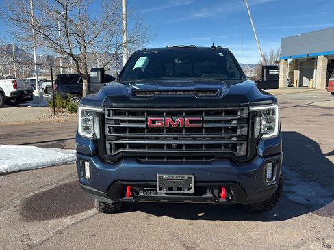 Used 2021 GMC Sierra 3500 AT4 w/ AT4 Premium Plus Package image 2