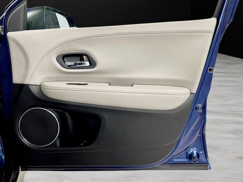 Used 2016 Honda HR-V EX-L image 36