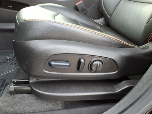 Used 2024 GMC Terrain AT4 w/ Infotainment Package II AWD/4WD image 16