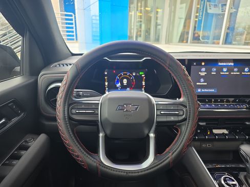 Used 2023 Chevrolet Colorado Z71 w/ Z71 Convenience Package 2 image 20