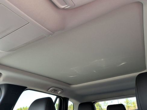 Certified 2025 MAZDA CX-50 2.5 Hybrid w/ Weather Package image 23