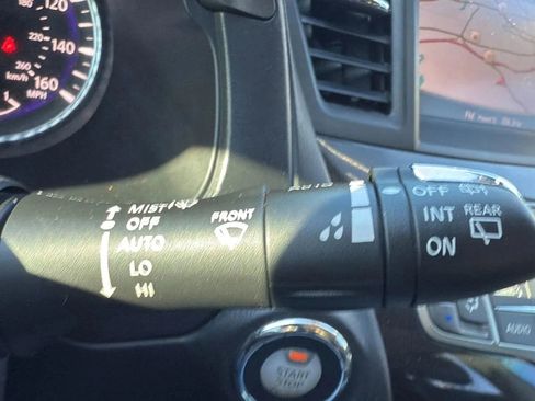 Used 2019 INFINITI QX60 Luxe w/ Essential Package image 13