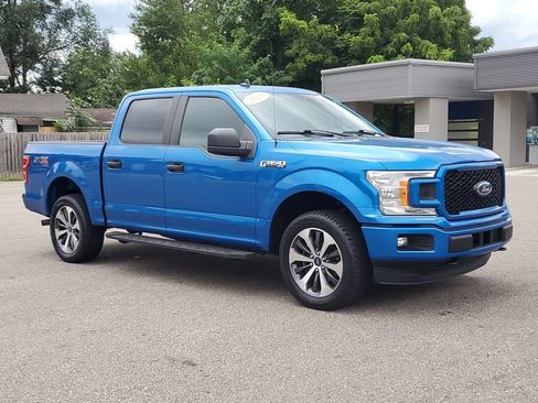 Used 2020 Ford F150 XL w/ Equipment Group 101A Mid AWD/4WD image 3