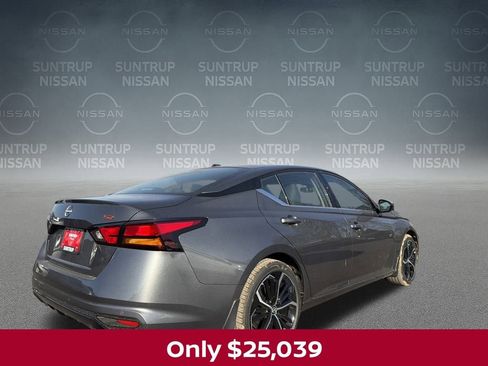 New 2025 Nissan Altima 2.5 SR image 6