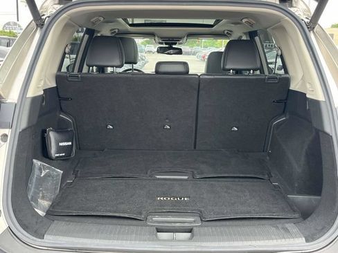 Used 2021 Nissan Rogue SL w/ Premium Package FWD image 21
