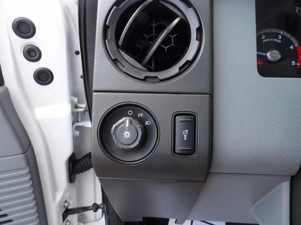 Used 2017 Ford F650 2WD Regular Cab Super Duty image 17