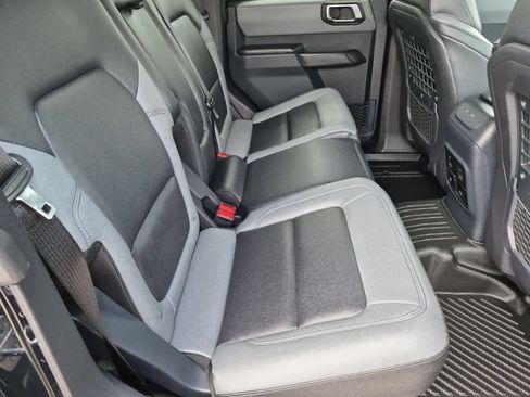Used 2024 Ford Bronco Black Diamond AWD/4WD image 20