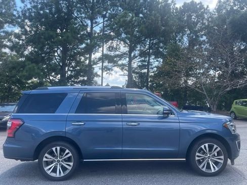 Used 2020 Ford Expedition Limited w/ Equipment Group 302A AWD/4WD image 4
