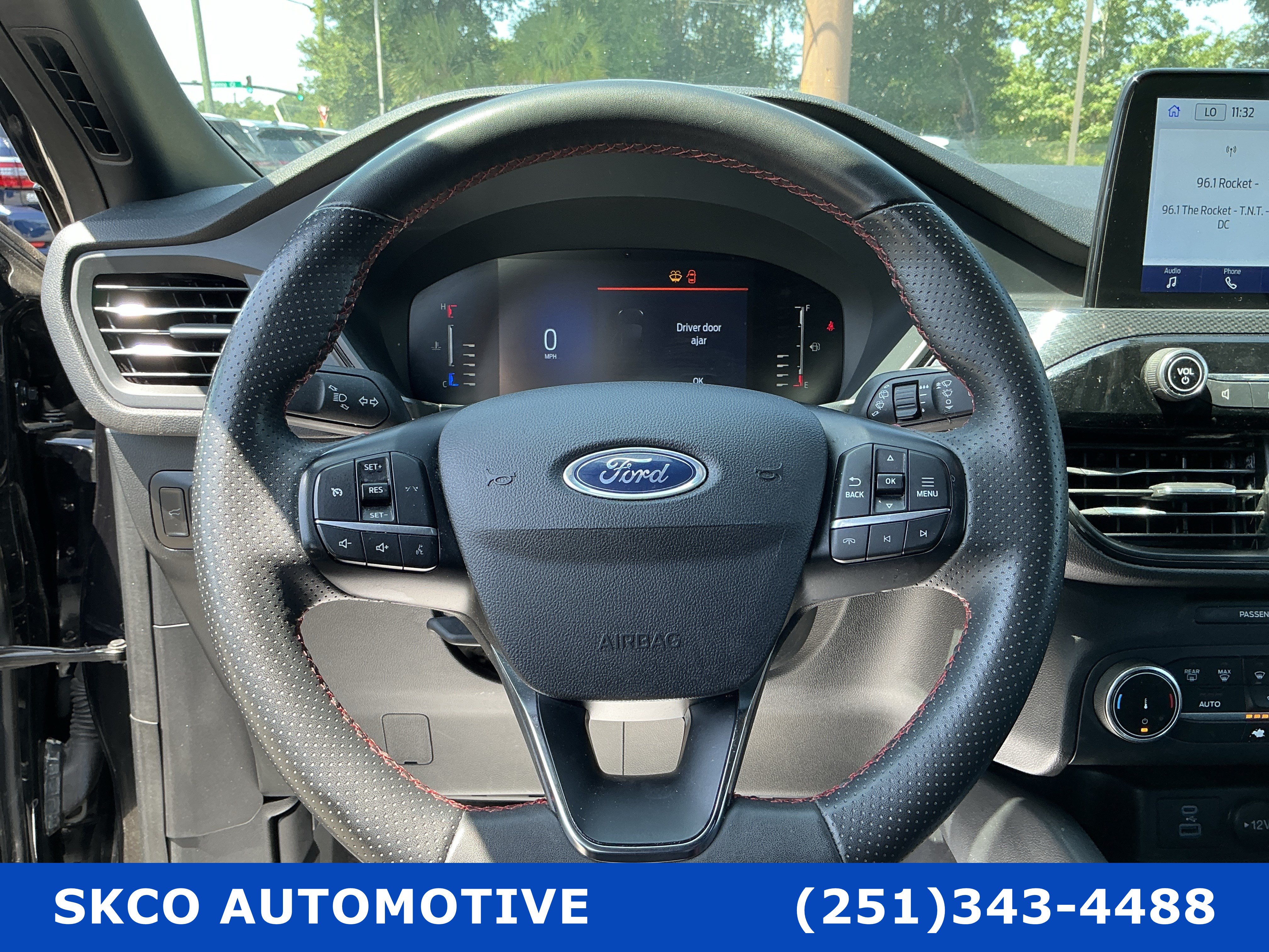 Used 2023 Ford Escape ST-Line FWD image 18