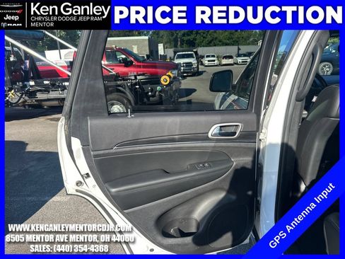 Used 2021 Jeep Grand Cherokee Limited AWD/4WD image 22