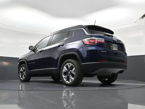 Used 2020 Jeep Compass Limited AWD/4WD image 21