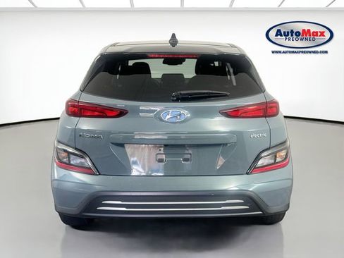 Used 2023 Hyundai Kona SE image 7