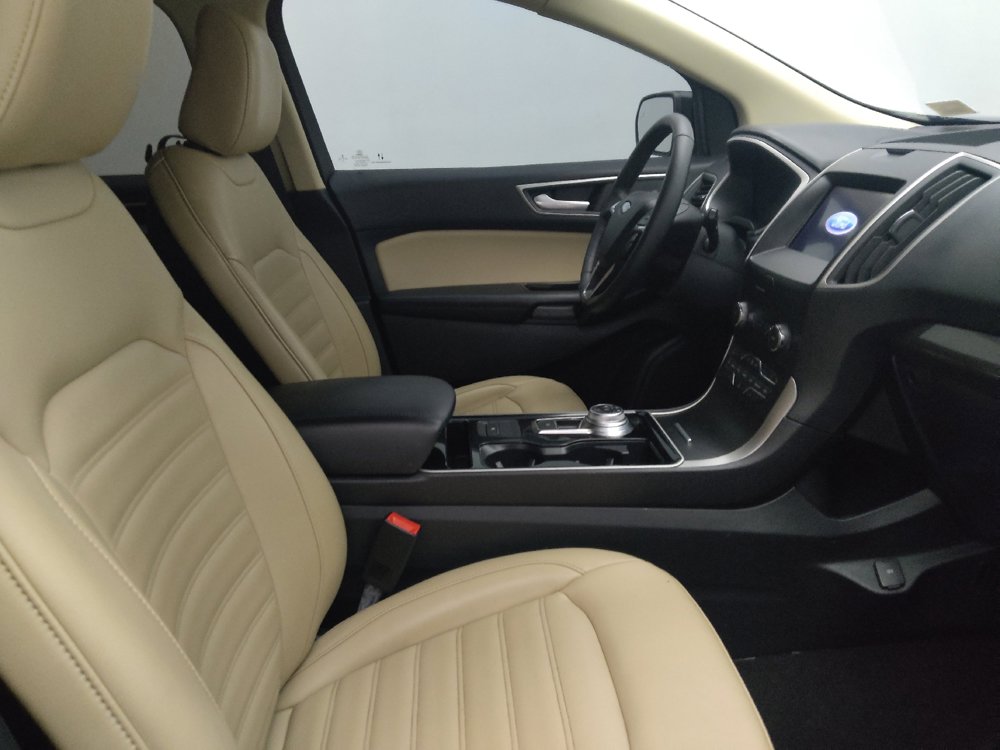 Used 2020 Ford Edge SEL w/ Convenience Package FWD image 21