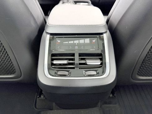 Used 2019 Volvo XC90 T6 Momentum w/ Protection Package Premier AWD/4WD image 55